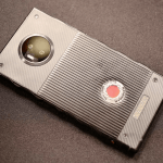 RED Hydrogen One : commercialisation imminente pour le smartphone « holographique » RED Hydrogen One : commercialisation imminente pour le smartphone « holographique »