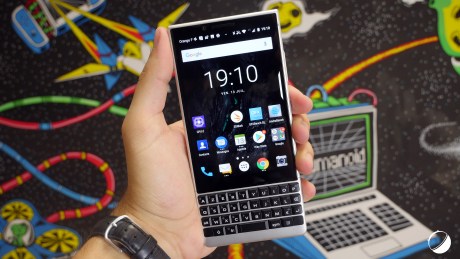 Vous vous souvenez des BlackBerry sous Android ? Ils ont existé