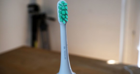 xiaomi-mi-electric-toothbrush- (2) xiaomi-mi-electric-toothbrush- (2)