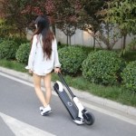 Les trottinettes électriques bientôt interdites sur les trottoirs, mais où peut-on rouler ?