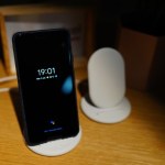 Aperçu du Google Pixel Stand, le socle de charge sans fil intelligent des Pixel 3 et Pixel 3 XL Aperçu du Google Pixel Stand, le socle de charge sans fil intelligent des Pixel 3 et Pixel 3 XL