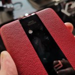 Porsche Design Huawei Mate 20 RS : nos photos du smartphone à plus de 2000 euros Porsche Design Huawei Mate 20 RS : nos photos du smartphone à plus de 2000 euros