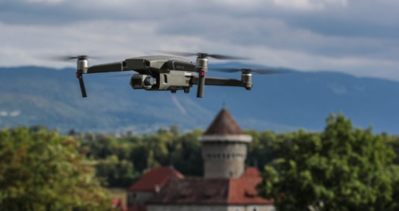 Le DJI Mavic Pro 2 // Source : DJI Le DJI Mavic Pro 2 // Source : DJI