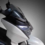 Avec son design classique, ce puissant scooter électrique urbain n’en a pas l’air d’un Avec son design classique, ce puissant scooter électrique urbain n’en a pas l’air d’un