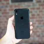 L’iPhone SE 2022 signerait la mort des grosses bordures chez Apple (mais pas du LCD) L’iPhone SE 2022 signerait la mort des grosses bordures chez Apple (mais pas du LCD)
