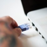 Changer d’opérateur internet : comment résilier sa box internet fibre ?