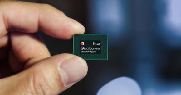 snapdragon-8cx-compute-platform-chip-front