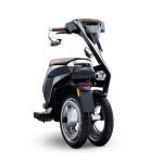 Ujet : ce scooter électrique pliable et connecté tient dans un coffre de voiture