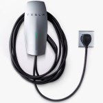 Voici le nouveau chargeur Tesla à brancher chez vous : plus petit et plus rapide Voici le nouveau chargeur Tesla à brancher chez vous : plus petit et plus rapide