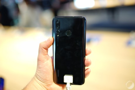 Huawei Nova 4 - FrAndroid -  -  FrAndroid - c_DSC00974