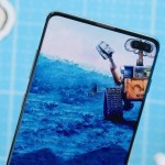 Samsung Galaxy S10 : cette application déniche le fond d’écran parfait pour camoufler votre trou Samsung Galaxy S10 : cette application déniche le fond d’écran parfait pour camoufler votre trou