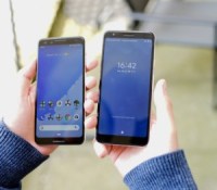 Pixel 3 à gauche, Pixel 3a à droite