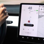 Tesla renforce la sécurité de son Autopilot pour éviter une autre attaque en justice Tesla renforce la sécurité de son Autopilot pour éviter une autre attaque en justice