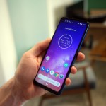 Motorola One Vision officialisé : écran percé, 21:9 et Android pur à prix abordable Motorola One Vision officialisé : écran percé, 21:9 et Android pur à prix abordable