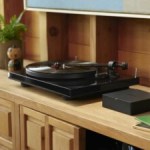 Comment connecter une chaîne hi-fi ou une platine vinyle ? Nos astuces et conseils