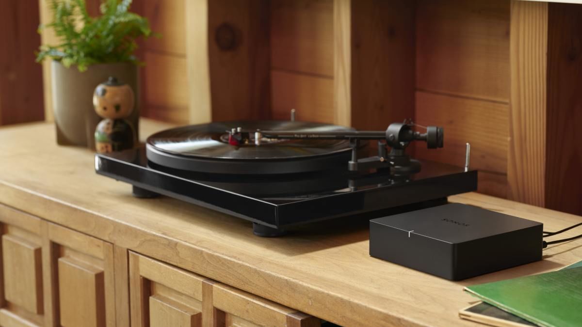 Comment connecter une chaîne hi-fi ou une platine vinyle ? Nos astuces et conseils