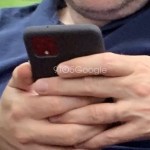 Google Pixel 4 : le smartphone aurait déjà été pris en photo en utilisation Google Pixel 4 : le smartphone aurait déjà été pris en photo en utilisation
