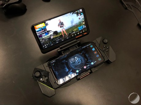c_Asus_Zenfone_ROG_II__-_FrAndroid_-_IMG_3593