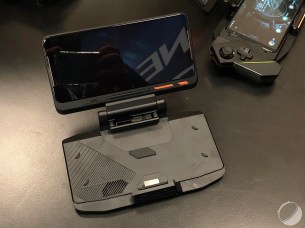 c_Asus_Zenfone_ROG_II__-_FrAndroid_-_IMG_3596