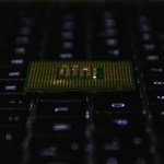 Que se passe-t-il à l’intérieur d’un microprocesseur ? Que se passe-t-il à l’intérieur d’un microprocesseur ?