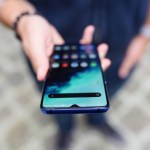 OnePlus OxygenOS 10 : le mode sombre devient encore plus sombre OnePlus OxygenOS 10 : le mode sombre devient encore plus sombre