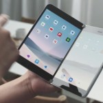 Surface Duo : une vidéo montre le smartphone à deux écrans utilisé dans les transports Surface Duo : une vidéo montre le smartphone à deux écrans utilisé dans les transports