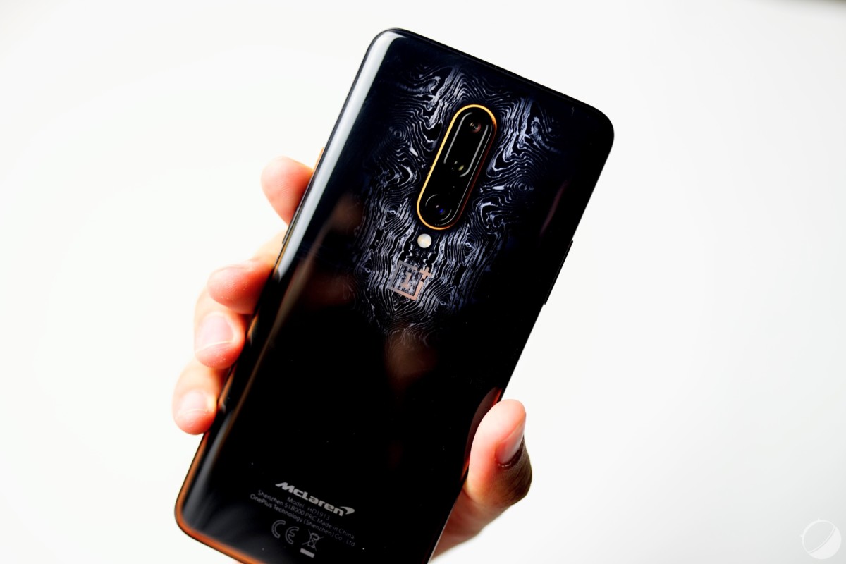 c_OnePlus 7T Pro McLaren Edition – FrAndroid – DSC03349 c_OnePlus 7T Pro McLaren Edition – FrAndroid – DSC03349
