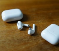 Les AirPods et les AirPods Pro d'Apple // Source : Frandroid