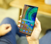 Le Huawei Mate 30 Pro lancé en 2019 // Source : Frandroid