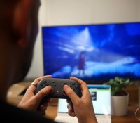 google-stadia-chromecast-manette-tv-gylt