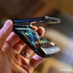 Motorola Razr 3 : le look du prochain smartphone pliant façon Z Flip fuite Motorola Razr 3 : le look du prochain smartphone pliant façon Z Flip fuite