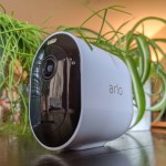 Test de l&rsquo;Arlo Pro 3 : deux mois avec la caméra de surveillance sans fil par excellence
