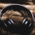 Un casque audio capable de vous prévenir d’un danger ? Ce chercheur y travaille Un casque audio capable de vous prévenir d’un danger ? Ce chercheur y travaille
