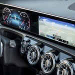 Nous avons testé le système Mercedes-Benz MBUX : une révolution du poste de conduite ? Nous avons testé le système Mercedes-Benz MBUX : une révolution du poste de conduite ?
