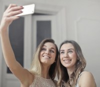 photo-of-women-taking-picture-786801