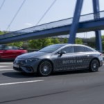Mercedes dépasse à nouveau Tesla sur la conduite autonome, mais ce n’est pas si simple Mercedes dépasse à nouveau Tesla sur la conduite autonome, mais ce n’est pas si simple