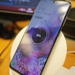 Samsung devrait ajouter la charge sans fil à davantage de smartphones