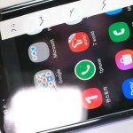 Samsung Galaxy Z Flip : l’écran « en verre » aussi fragile que celui du Galaxy Fold Samsung Galaxy Z Flip : l’écran « en verre » aussi fragile que celui du Galaxy Fold