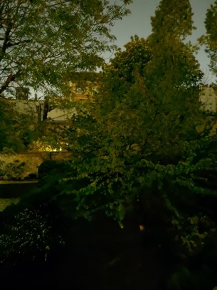 Photo en mode de nuit de l'Oppo Find X2 Pro en grand-angle