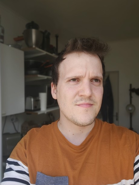 Selfie en mode portrait sur l'Oppo Find X2 Pro