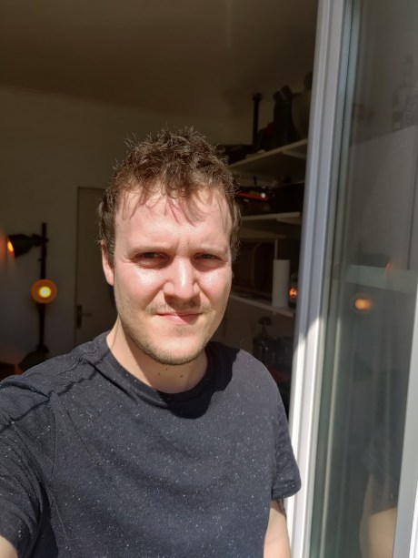 Photo en mode auto de l'Oppo Find X2 Pro en grand-angle