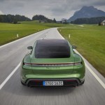Pourquoi la vitesse maximale des voitures électriques est bridée ? Pourquoi la vitesse maximale des voitures électriques est bridée ?
