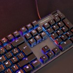 Test du SteelSeries Apex 5 : un étonnant mélange des genres Test du SteelSeries Apex 5 : un étonnant mélange des genres