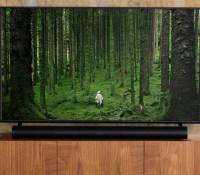 La Sonos Arc sous une TV de 65 pouces