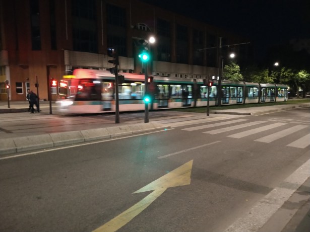 sony-xperia-10-ii-sample-nuit-capteur-principal- (3)
