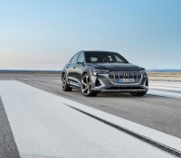 L'Audi e-tron S électrique, nouveau SUV sportif de la marque allemande // Source : Audi L'Audi e-tron S électrique, nouveau SUV sportif de la marque allemande // Source : Audi