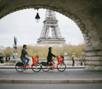 Mercredi 15 juillet 2020 marque le retour des vélos électriques JUMP à Paris // Source : JUMP