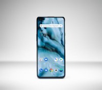 Le OnePlus Nord vu de face // Source : Frandroid