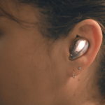 Galaxy Buds Live : les écouteurs haricot de Samsung se dévoilent un peu plus Galaxy Buds Live : les écouteurs haricot de Samsung se dévoilent un peu plus