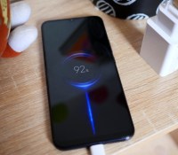 L'animation de charge du Xiaomi Mi 10 Lite est très belle // Source : Frandroid